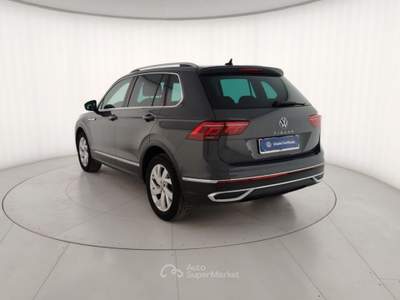 Volkswagen Tiguan 2.0 TDI SCR 110KW Elegance DSG Grigio usata Massa