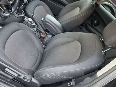 MINI Cooper Cooper D LED NAVI HARMAN KARDON PDC Argento usata Serravalle