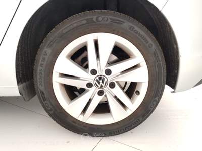 Volkswagen Golf 1.0 eTSI 81kW EVO Life DSG Argento usata Massa