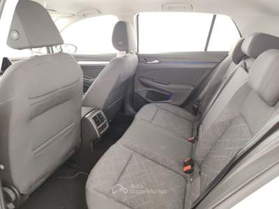 Volkswagen Golf 1.0 eTSI 81kW EVO Life DSG Argento usata Massa
