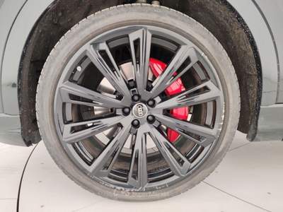 Audi Q8 55 TFSI e quattro tiptronic S-Line Sport Nero usata Massa