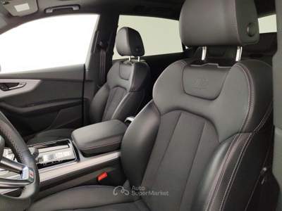 Audi Q8 50 TDI 210kW quattro tip. S Line Edition Nero usata Massa