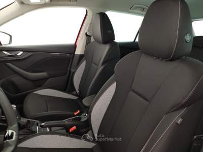 Skoda Kamiq Kamiq 1.0 TSI 115 CV DSG Style Rosso usata Massa