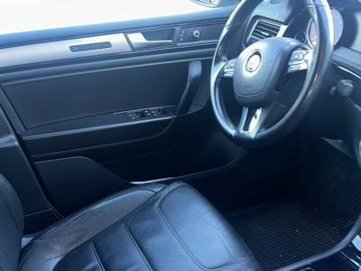 Volkswagen Touareg null usata Padova