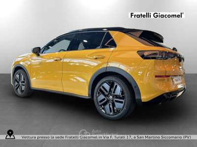 Volkswagen T-Roc 1.5 etsi r-line 150cv dsg Nero usata San Martino Siccomario
