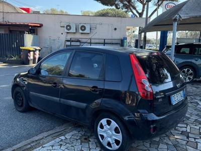 Ford Fiesta neopatentato Nero usata Roma