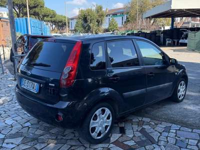 Ford Fiesta neopatentato Nero usata Roma