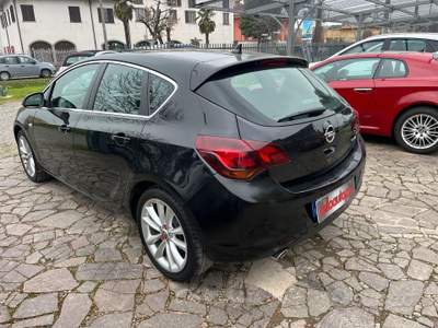 Opel Astra 5 porte Cosmo usata Arcene