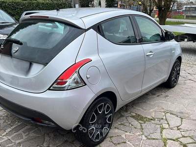 Lancia Ypsilon 5 porte S&S Platinum usata Arcene