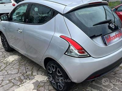 Lancia Ypsilon 5 porte S&S Platinum usata Arcene