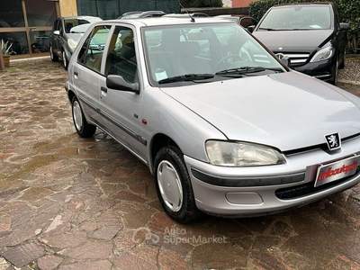 Peugeot 106 cat 5 porte XN usata Arcene Peugeot 106 cat 5 porte XN usata Arcene