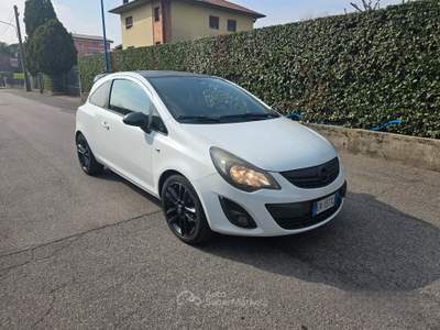 Opel Corsa "OK NEOPATENTATI" usata Brescia
