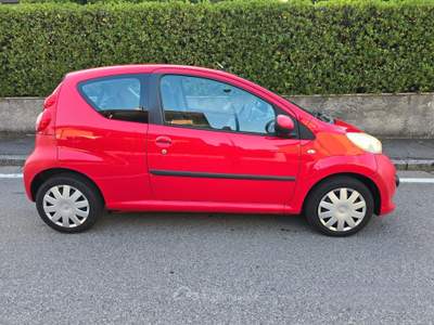 Peugeot 107 1.0i PLAISIR "OK PER NEOPATENTATI" usata Brescia