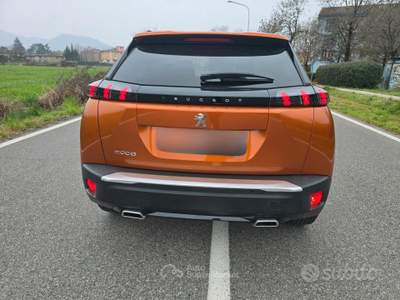 Peugeot 2008 ALLURE PACK 1.2 EURO 6 130CV usata Brescia