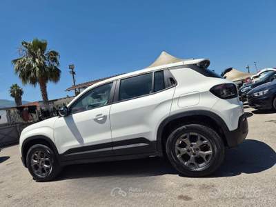 Jeep Avenger 110 CV MHEV Longitude usata Pompei