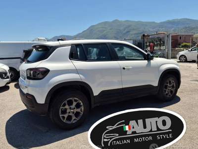 Jeep Avenger 110 CV MHEV Longitude usata Pompei