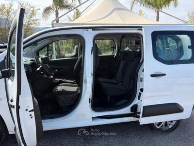 Citroen Berlingo Stop&Start M Shine usata SESSA AURUNCA