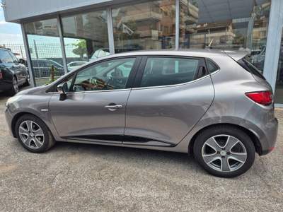Renault Clio 5 porte COSTUMWENATIONAL usata Ciampino