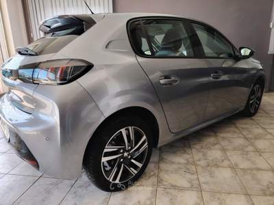 Peugeot 208 Stop&Start 5 porte Like usata POTENZA PICENA