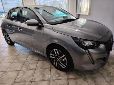 Peugeot 208 Stop&Start 5 porte Like usata POTENZA PICENA