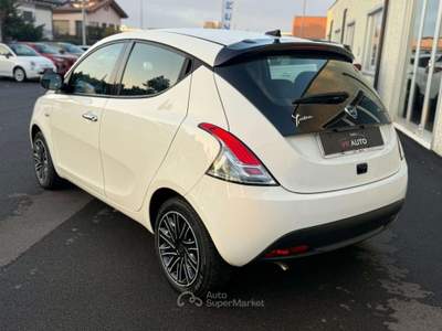 Lancia Ypsilon 1.0 firefly hybrid Gold TELECAM./CARPLAY*PROMOFIN Bianco usata Verona