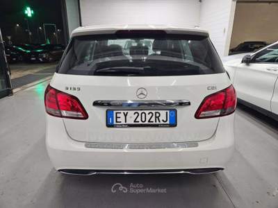 Mercedes-Benz Classe B .5 Premium FL E6 NEOPATENTATI Bianco usata Martinengo