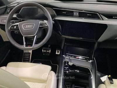 Audi Q8 Q8 Sportback e-tron 55 S line edition quattro Grigio usata Borgo Maggiore