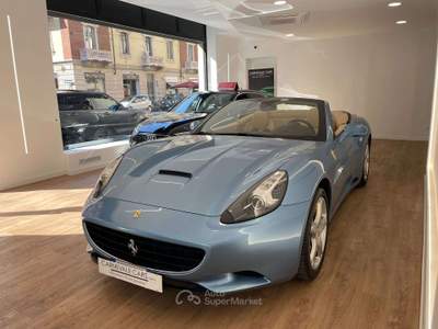 Ferrari California California 4.3 dct 460cv Blu/Azzurro usata Torino