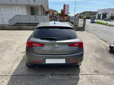 Alfa Romeo Giulietta 1.6 JTDm-2 105 CV Distinctive Grigio usata Saluzzo