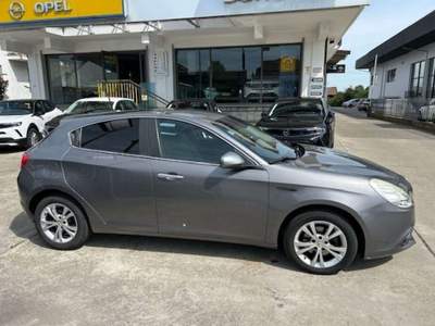 Alfa Romeo Giulietta 1.6 JTDm-2 105 CV Distinctive Grigio usata Saluzzo