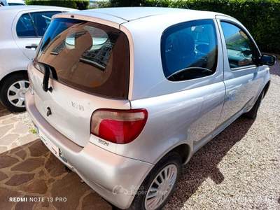 Toyota Yaris REVISIONATA SERVICE GENERALE  FRIZIONE NUOVA  OTTIMO MOTORE usata Guidizzolo
