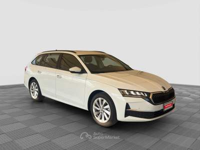 Skoda Octavia Octavia 2.0 TDI 150 CV DSG Wagon Executive Bianco usata Parma