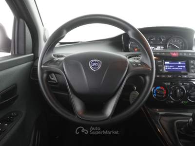 Lancia Ypsilon Ypsilon 1.0 FireFly 5 porte S&S Hybrid Silver Nero usata Parma