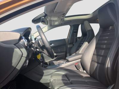 Mercedes-Benz GLA GLA 200 CDI/d Automatic Premium Beige usata Parma
