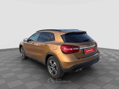 Mercedes-Benz GLA GLA 200 CDI/d Automatic Premium Beige usata Parma