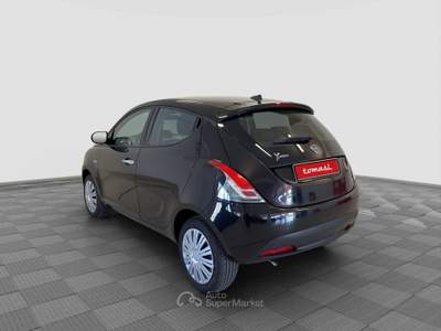 Lancia Ypsilon Ypsilon 1.0 FireFly 5 porte S&S Hybrid Silver Nero usata Parma