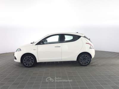 Lancia Ypsilon Ypsilon 1.0 FireFly 5 porte S&S Hybrid Gold Bianco usata Parma