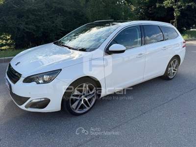 Peugeot 308 PEUGEOT 308 BlueHDi 120 S&S SW Allure Bianco usata Milano