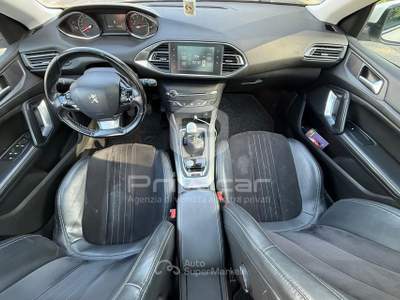 Peugeot 308 PEUGEOT 308 BlueHDi 120 S&S SW Allure Bianco usata Milano