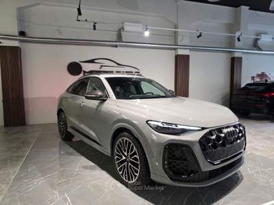 Audi Q5 Sportback 2.0 tdi 204CV S line ed.quattro s-tronic Grigio usata Firenze