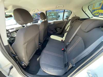 Opel Corsa porte Black Edition Bianco usata Napoli