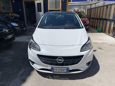 Opel Corsa porte Black Edition Bianco usata Napoli