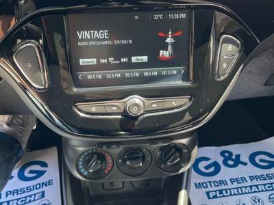 Opel Corsa porte Black Edition Bianco usata Napoli