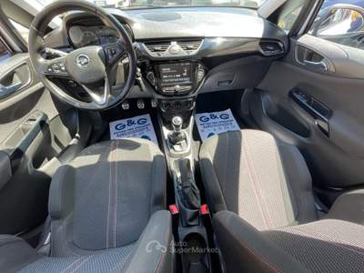 Opel Corsa porte Black Edition Bianco usata Napoli