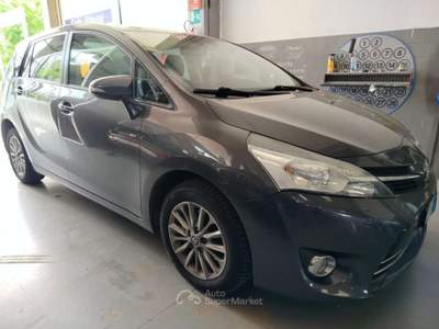 Toyota Verso 1.6 Style GPL Grigio usata Cesena