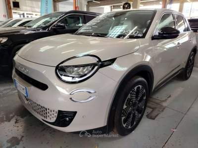 Fiat 600 Hybrid 100CV DCT MHEV La Prima MY2025 Beige usata Cesena