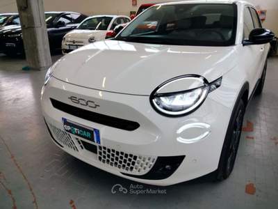 Fiat 600 Hybrid 100 CV DCT MHEV La Prima Bianco usata Cesena