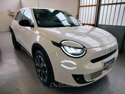 Fiat 600 Hybrid 100 CV DCT MHEV La Prima Bianco usata Cesena
