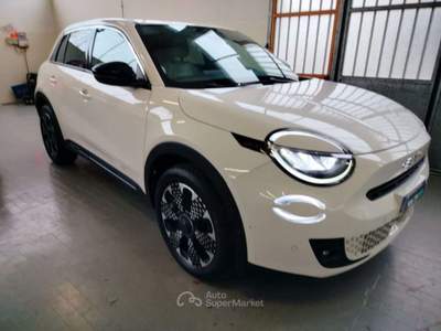 Fiat 600 Hybrid 100 CV DCT MHEV La Prima Bianco usata Cesena