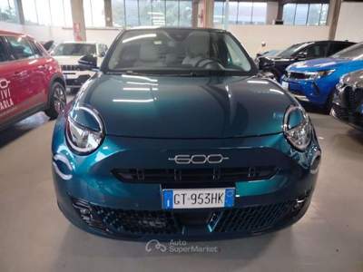 Fiat 600 Hybrid 100 CV DCT MHEV La Prima Verde usata Cesena